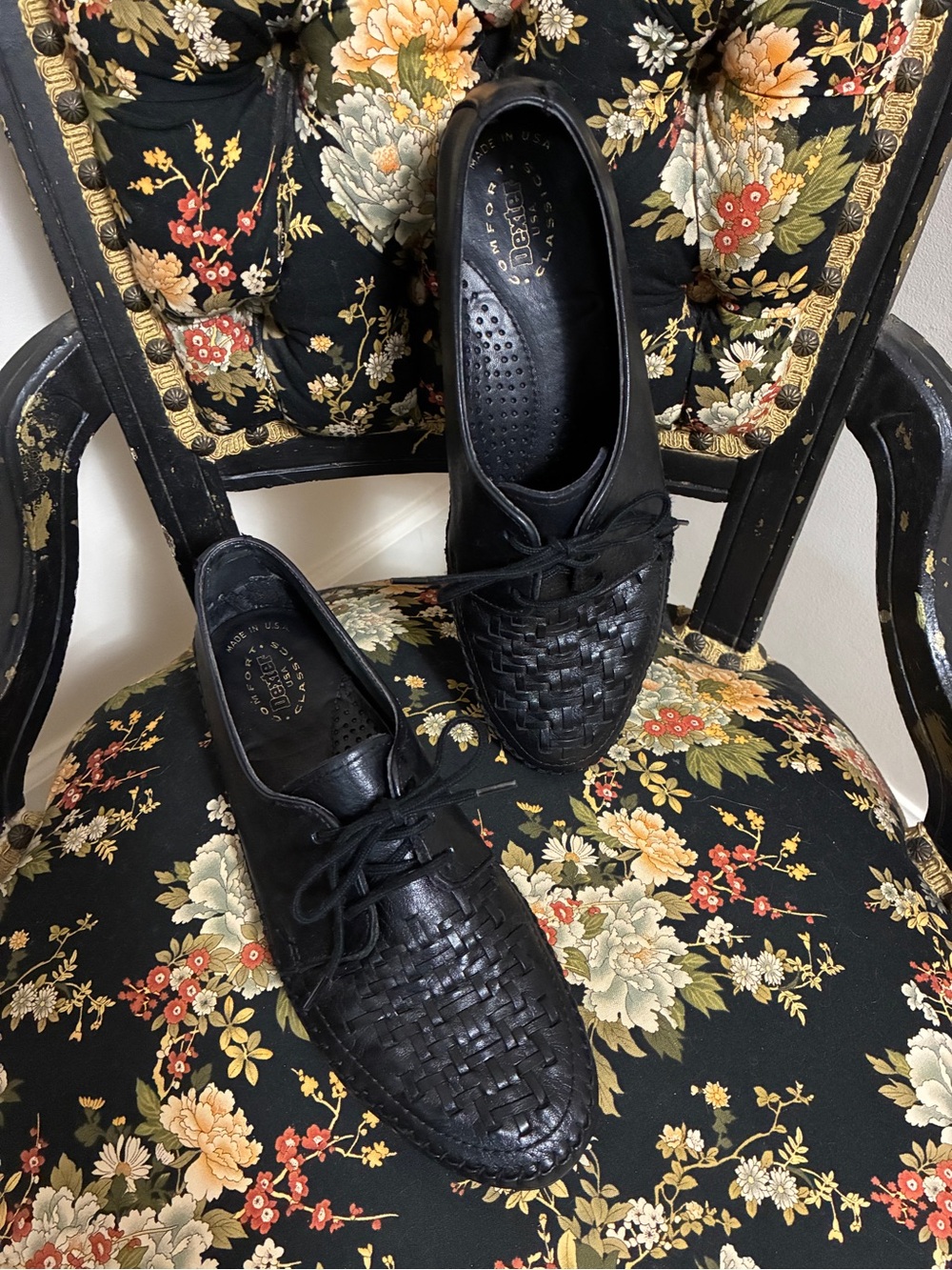 Vintage Dexter Black Woven Leather Oxfords